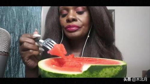 黑人被警察吃瓜